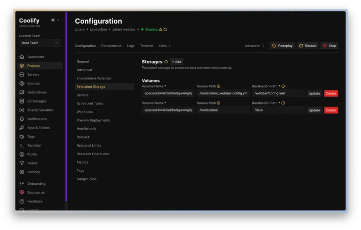 Coolify에 config.yml과 data 저장소가 연결된 화면